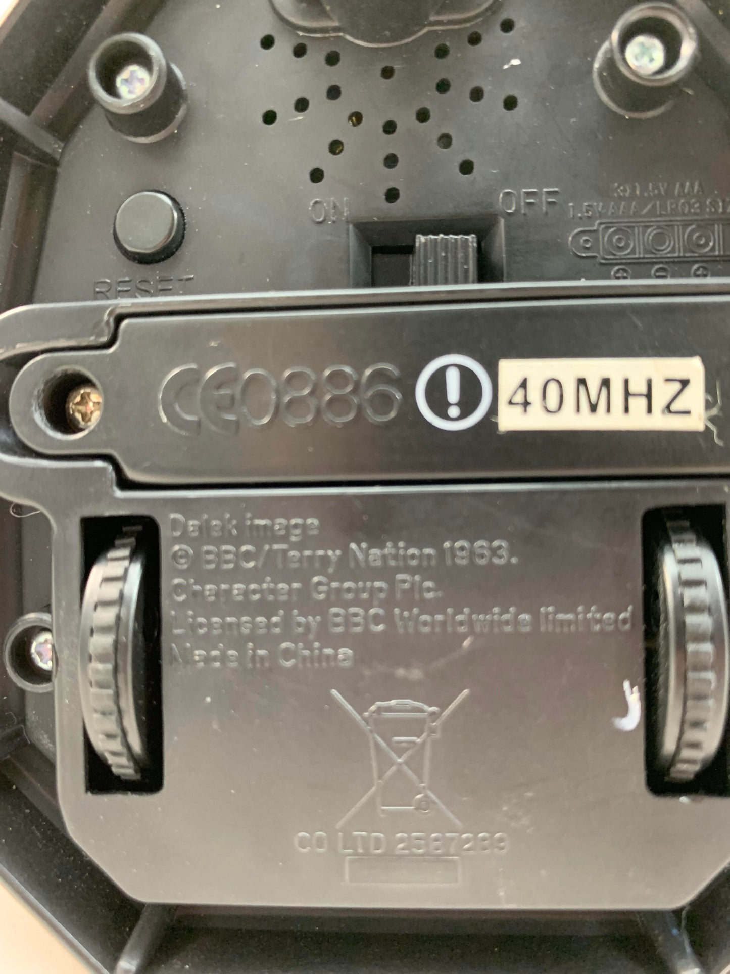 2005 Character Options Dr Doctor Who Dalek Sec Cult Of Skaro Black Dalek - Loose Action Figure