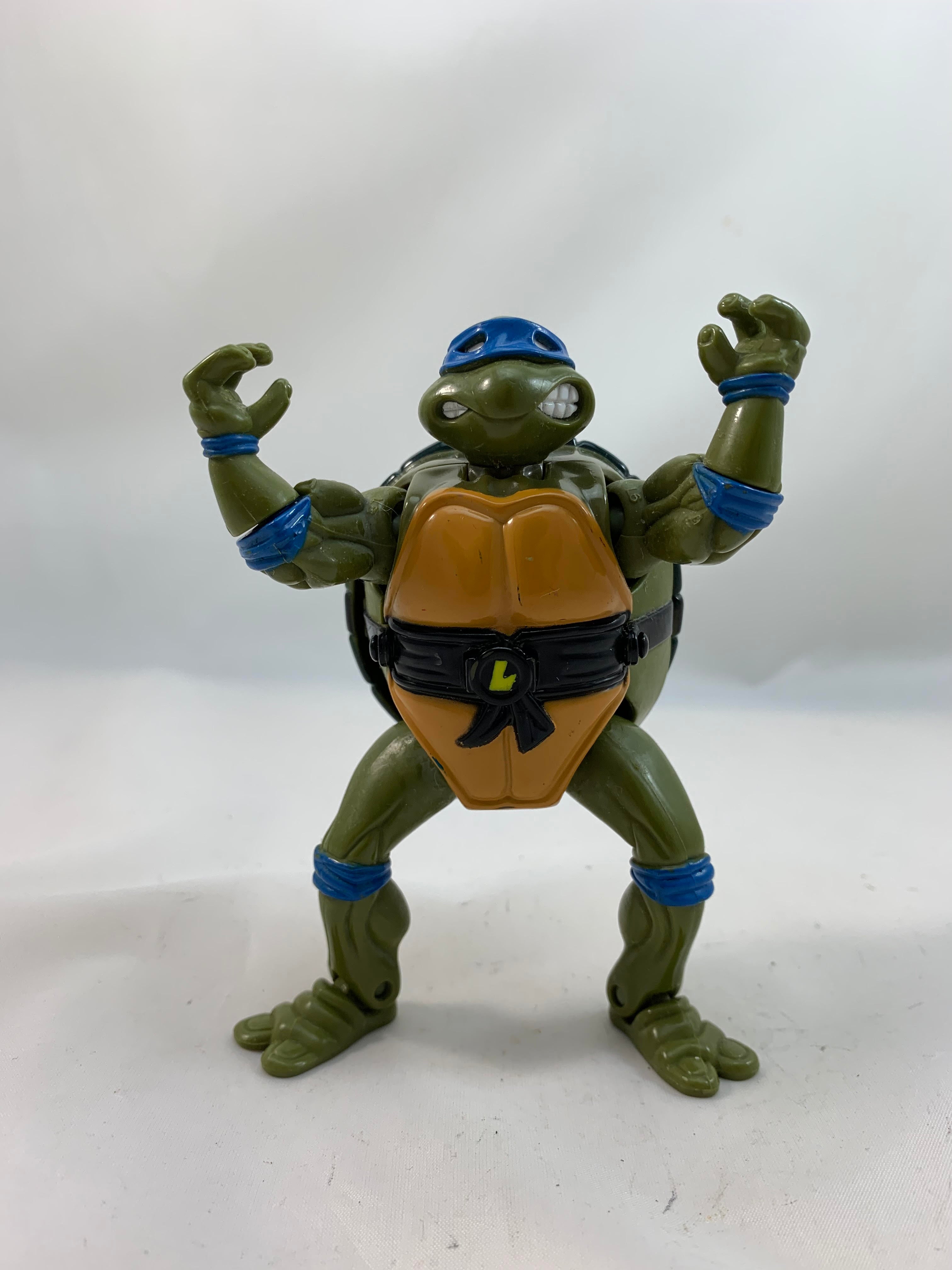Playmates Vintage Teenage Mutant Ninja (Hero) Turtles TMNT Leonardo Auto  Mutations 1992