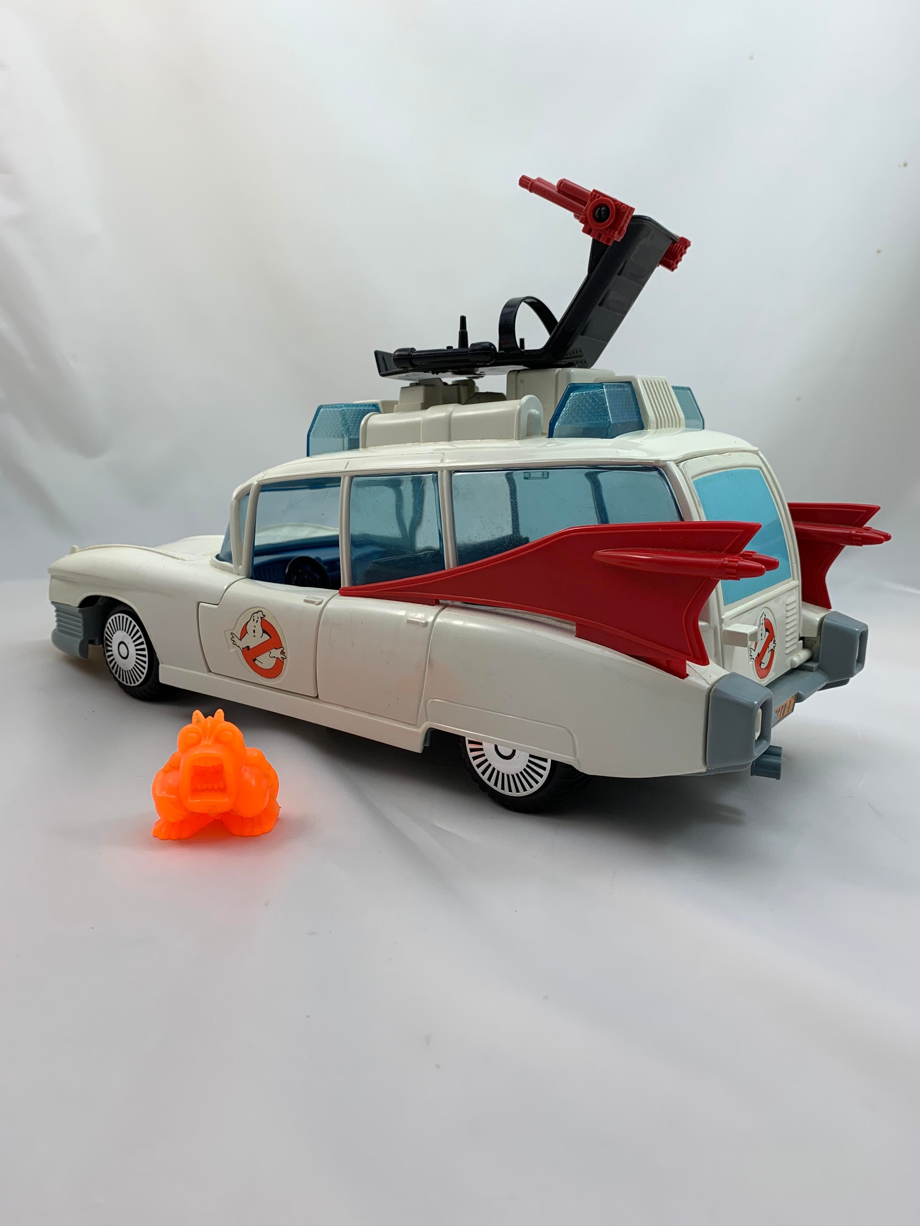 Kenner Ghostbusters: Ecto 1 COMPLETE NMIB