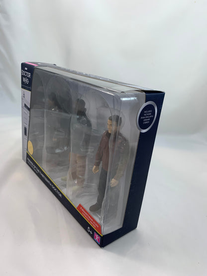 Character Options MIB Dr Who Boxed collectors sets Friends of the 13th Doctor 2020 - MOC