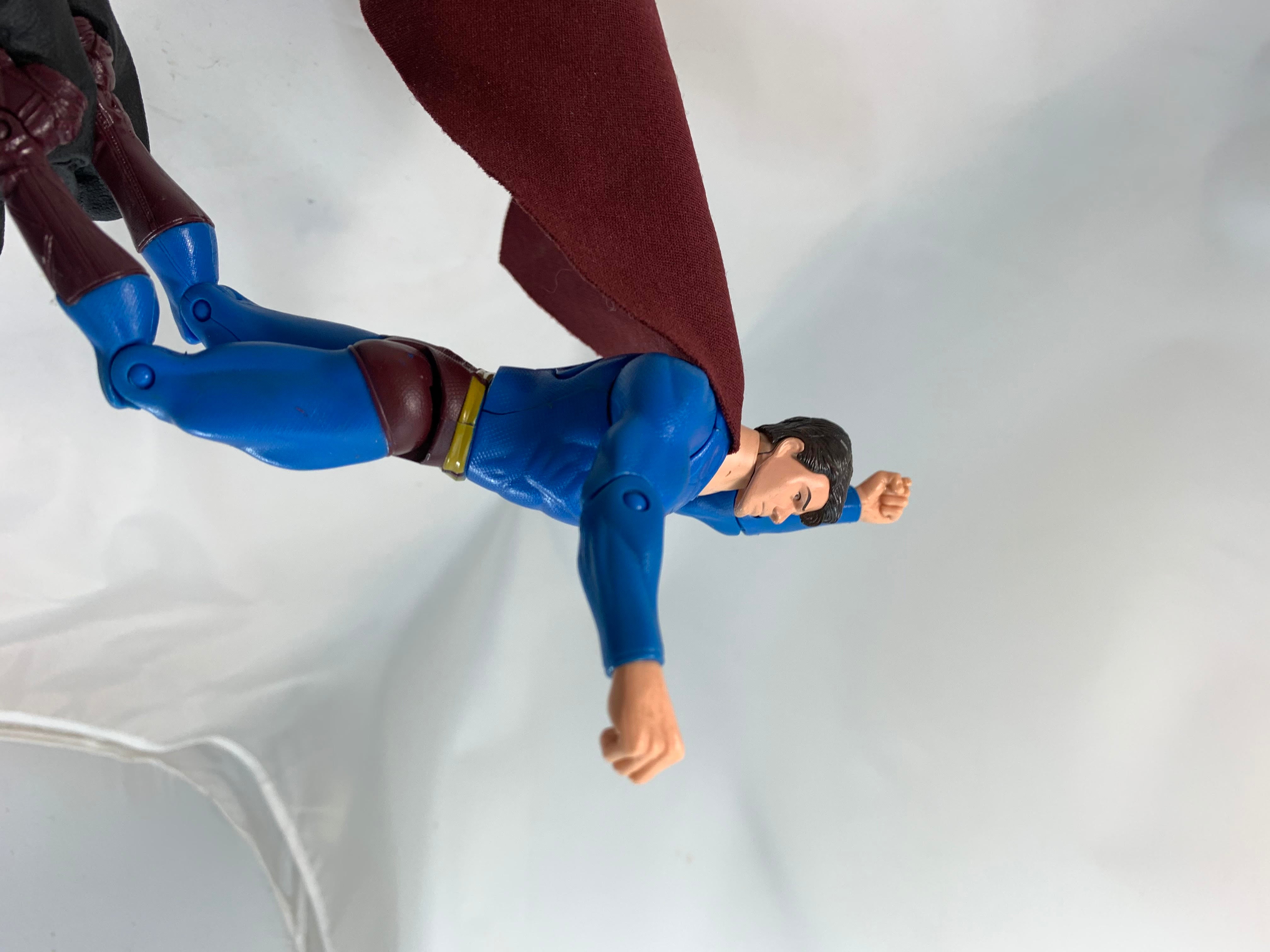 Mattel 2006 Superman Returns Movie - SUPERMAN w/ light up eyes