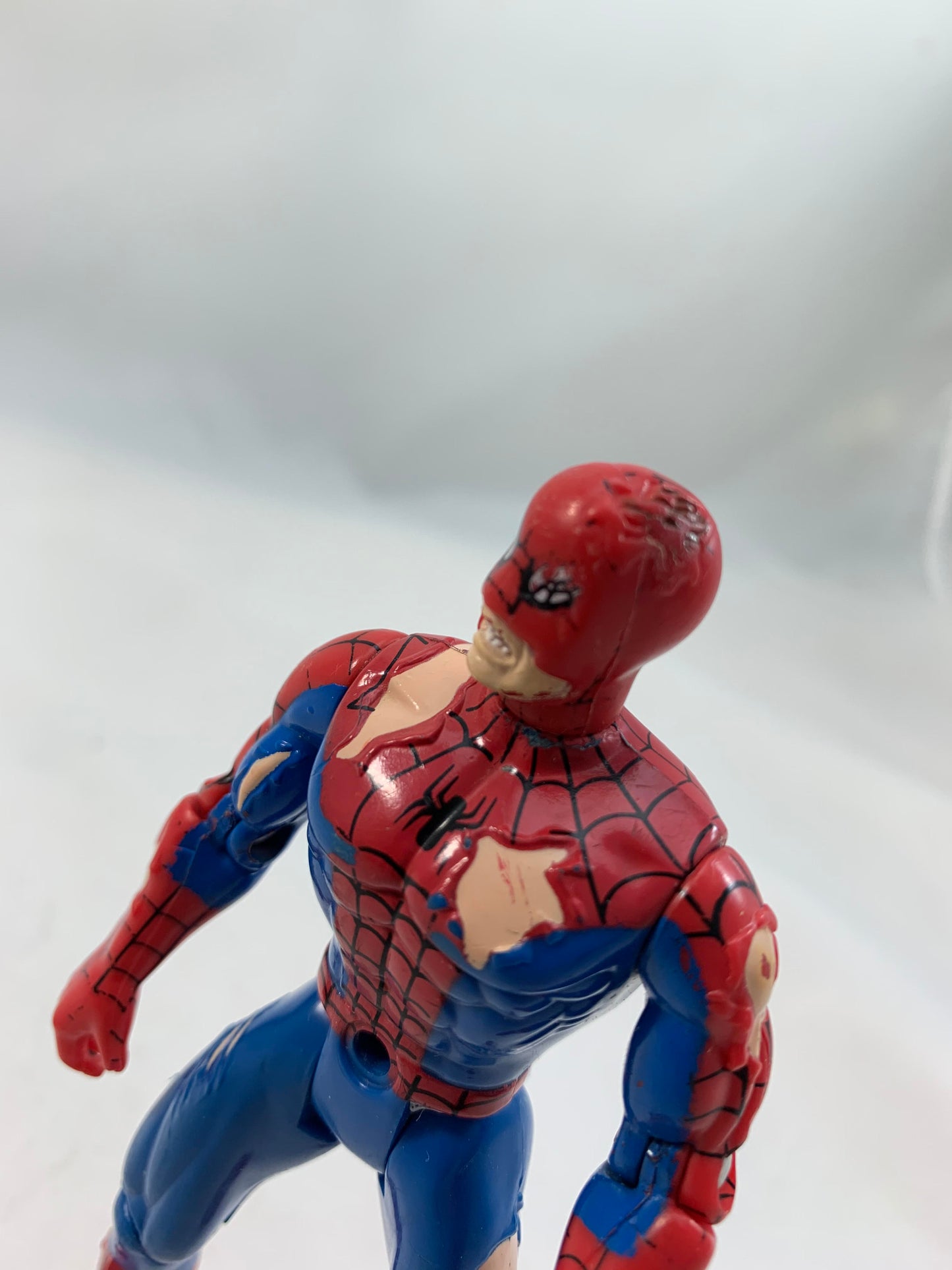 Vintage Toybiz Marvel Spider-Man 'Battle Torn Suit' 1995 - Loose