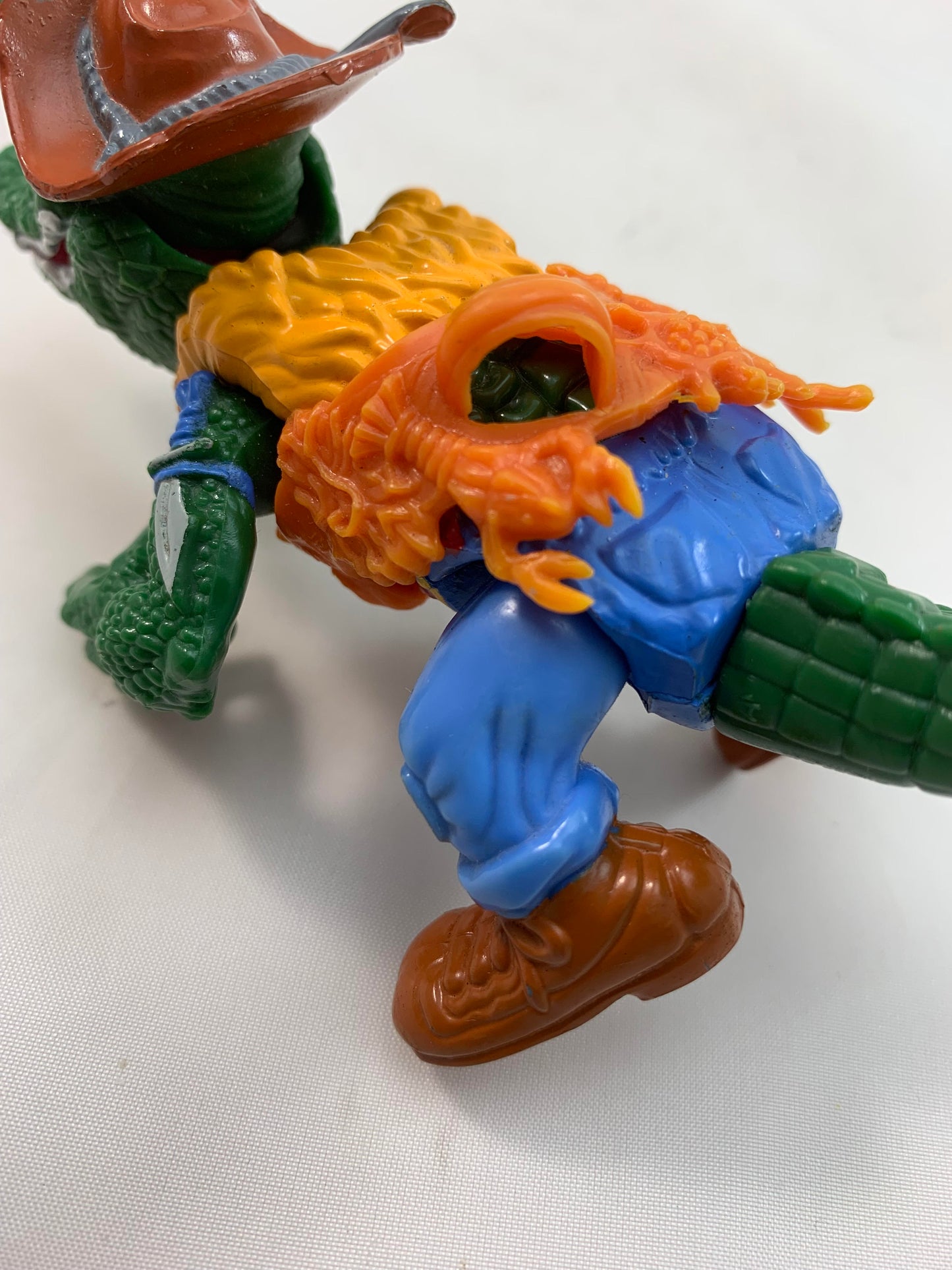 Playmates Vintage TMNT Teenage Mutant Ninja Turtles figure Leatherhead - Complete 1989 - Loose