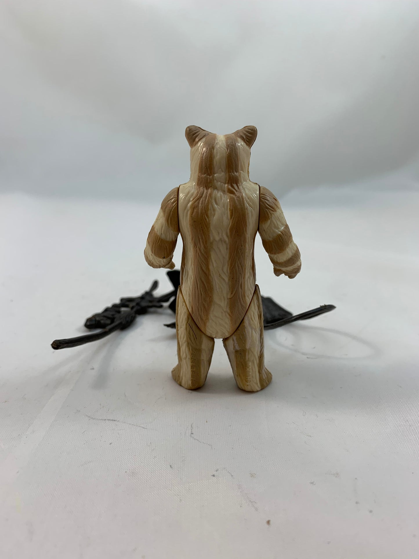 Kenner Vintage Star Wars: ROTJ Logray Medicine Man Ewok 100% Original Complete with weapons and accessories COO - Loose