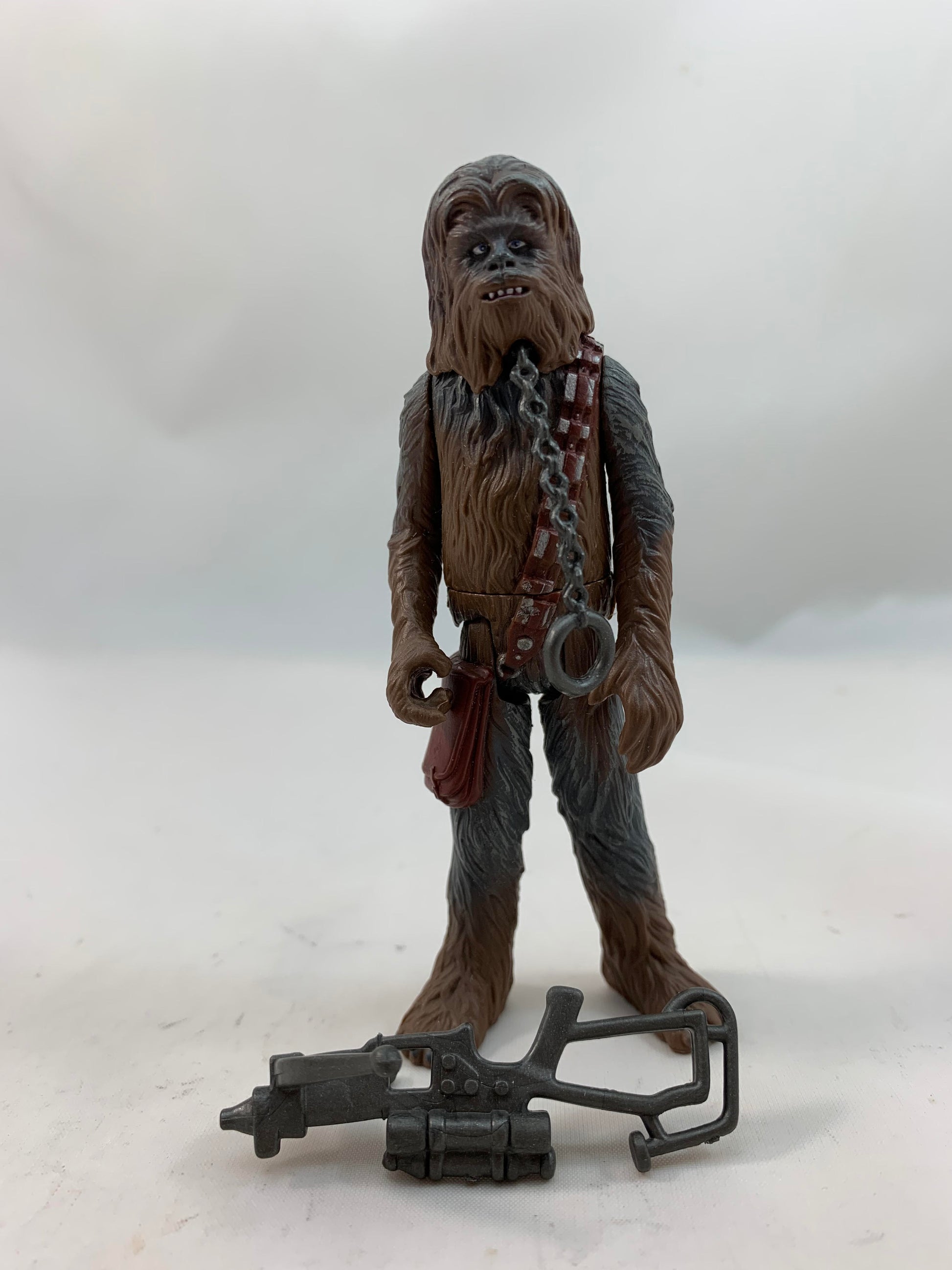 Kenner Star Wars ROTJ: Return of the Jedi Chewbacca (Boushh's Bounty) with Bowcaster The Power Of The Force Green Card 1998 - Loose