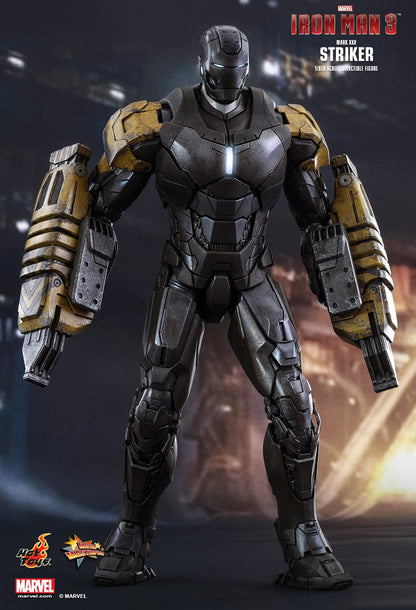 Hot Toys MMS277 IRON MAN 3 - STRIKER (MARK XXV)